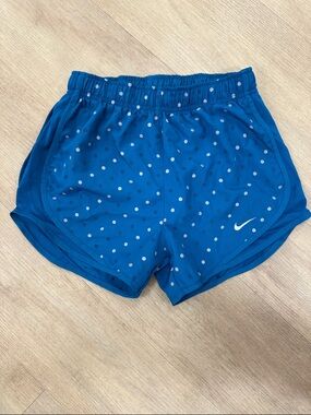 Nike Women’s Teal Blue Dot-Print Athletic Shorts
